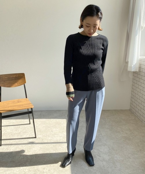 LHELBIE(レルビエ)の「クロスリブ配色ニット(ニット/セーター・レディース・ブラック/グレー/アイボリー・M)」の4枚目の写真