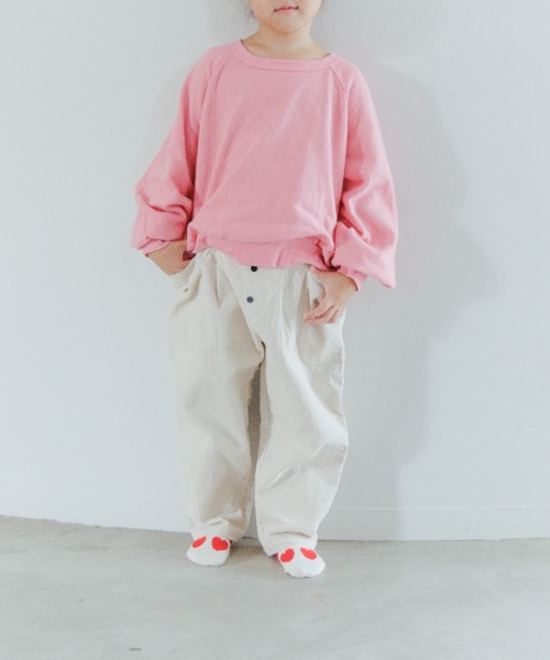 LOWRYS FARM（ローリーズファーム）の「マエボタンコーデュロイパンツ　150824（その他パンツ・キッズ・ブラック/ネイビー/ピンク/アイボリー・110cm/120cm/130cm/140cm/150cm）」の2枚目の写真