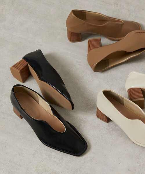 FREAK'S STORE（フリークスストア）の「【限定展開】スリットヒールパンプス（パンプス・レディース・ナチュラル/ブラック/ベージュ・23.0cm/23.5cm/24.0cm/24.5cm）」の14枚目の写真