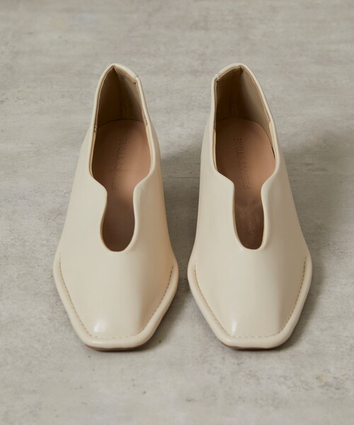 FREAK'S STORE（フリークスストア）の「【限定展開】スリットヒールパンプス（パンプス・レディース・ナチュラル/ブラック/ベージュ・23.0cm/23.5cm/24.0cm/24.5cm）」の16枚目の写真