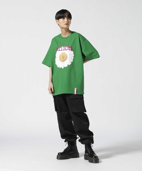 Chica（チカ）の「Chica/チカ/デイジーＴee（Tシャツ/カットソー・レディース・ピンク/ホワイト/ブラック・F）」の16枚目の写真