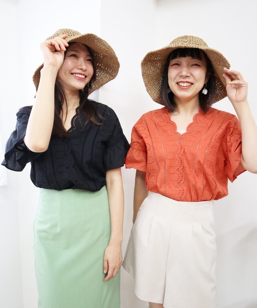 Brownie（ブラウニー）の「Brownie Vネックレース切替袖フリルブラウス（シャツ/ブラウス・レディース・ホワイト/ブラック/オレンジ・FREE）」の21枚目の写真