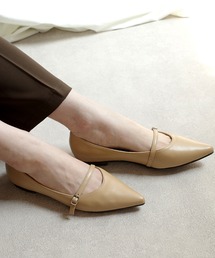 AmiAmi（アミアミ）の「ポインテッドトゥストラップ付パンプス（パンプス）」