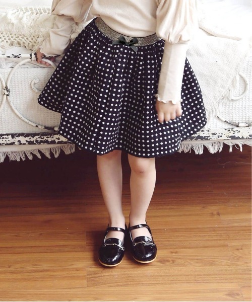 Rora（ローラ）の「サンサン エナメルシューズ（パンプス・キッズ・ブラック・16cm/21cm/20cm/22cm/17cm/18cm/19cm）」の10枚目の写真