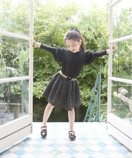 Rora（ローラ）の「サンサン エナメルシューズ（パンプス・キッズ・ブラック・16cm/21cm/20cm/22cm/17cm/18cm/19cm）」の5枚目の写真