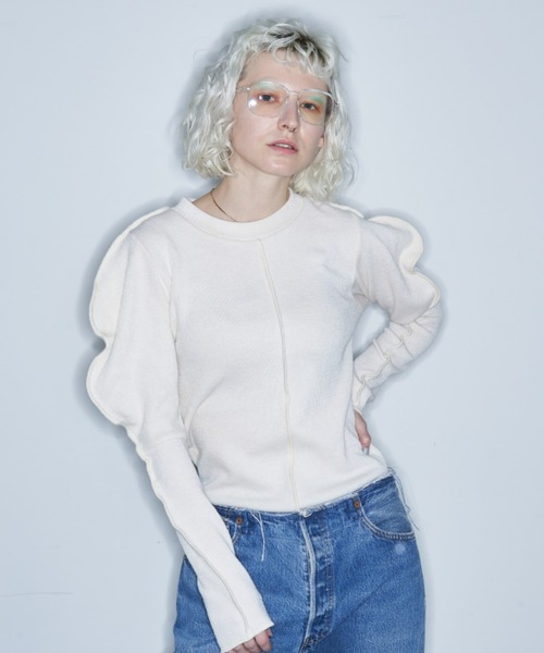 Solace（ソレイス）の「ウェーブショルダーパイルトップス（Tシャツ/カットソー・レディース・ブラック/ナチュラル/パープル・FREE）」の3枚目の写真