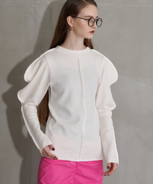 Solace（ソレイス）の「ウェーブショルダーパイルトップス（Tシャツ/カットソー・レディース・ブラック/ナチュラル/パープル・FREE）」の4枚目の写真