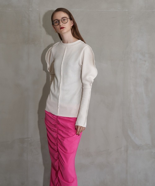 Solace（ソレイス）の「ウェーブショルダーパイルトップス（Tシャツ/カットソー・レディース・ブラック/ナチュラル/パープル・FREE）」の12枚目の写真