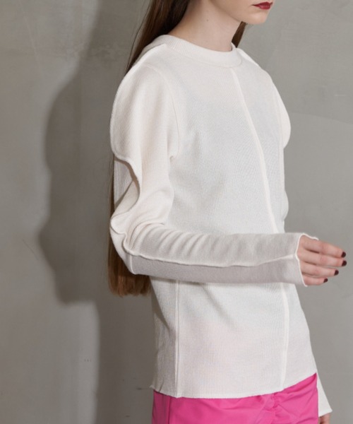 Solace（ソレイス）の「ウェーブショルダーパイルトップス（Tシャツ/カットソー・レディース・ブラック/ナチュラル/パープル・FREE）」の11枚目の写真