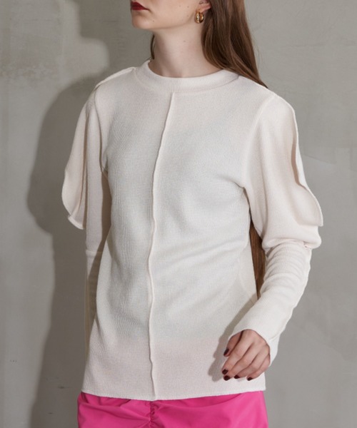 Solace（ソレイス）の「ウェーブショルダーパイルトップス（Tシャツ/カットソー・レディース・ブラック/ナチュラル/パープル・FREE）」の10枚目の写真