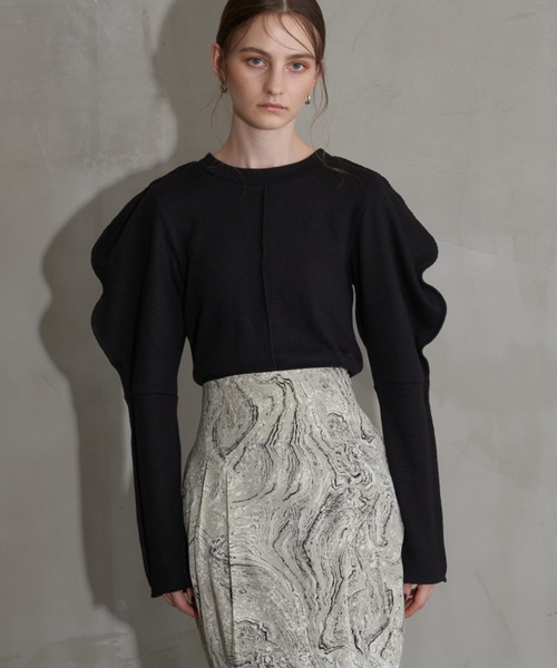 Solace（ソレイス）の「ウェーブショルダーパイルトップス（Tシャツ/カットソー・レディース・ブラック/ナチュラル/パープル・FREE）」の16枚目の写真