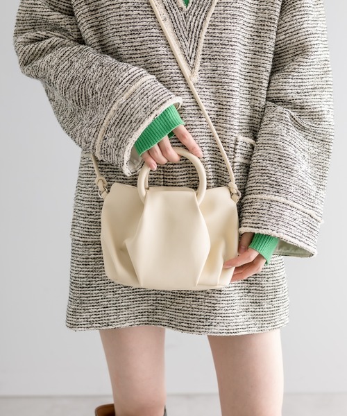 mystic（ミスティック）の「サークルハンドルミニBAG（ショルダーバッグ・レディース・アイボリー/ブラック/ピンク・ONE SIZE）」の2枚目の写真