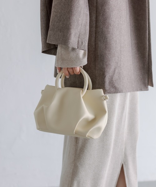 mystic（ミスティック）の「サークルハンドルミニBAG（ショルダーバッグ・レディース・アイボリー/ブラック/ピンク・ONE SIZE）」の4枚目の写真