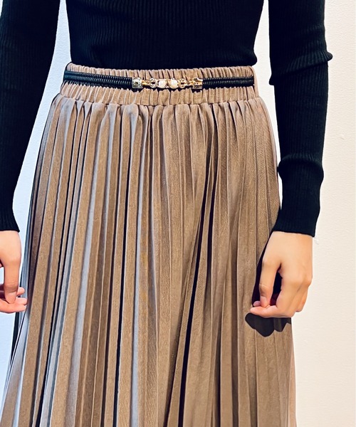 NOMAE（ノーマエ）の「アシンメトリープリーツスカート（スカート・レディース・ライトグレー/ブラック/ベージュ・FREE）」の9枚目の写真