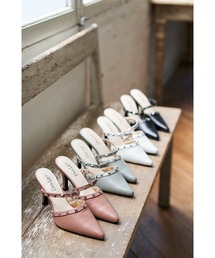 Elvis Luce | ElvisLuce(エルビスルーチェ)スタッズピンヒール前詰まりミュールパンプス(パンプス)