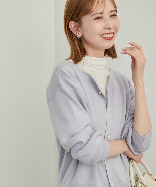 ROPE' PICNIC（ロペピクニック）の「【WEB限定カラー: ライトグレー,イエロー】シアーカットタートル（Tシャツ/カットソー・レディース・サックスブルー/ライトグリーン/オフホワイト/チャコールグレー/ピンク系その他2/ネイビー/クリーム/ピンク系その他/ホワイト系その他5/レッド/イエロー系その他2/ライトグレー/ブラック/ターコイズブルー・38）」の18枚目の写真