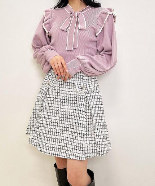 INGNI（イング）の「フリル付ボウタイ配色ニット（ニット/セーター・レディース・ホワイト×ブラック/ブラック×ホワイト/ピンク系2・M）」の10枚目の写真