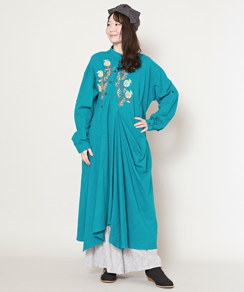 チャイハネ(チャイハネ)の「【チャイハネ】スナール変形ワンピース(ワンピース・レディース・ベージュ/チャコール/パープル/ブルー・FREE)」の2枚目の写真