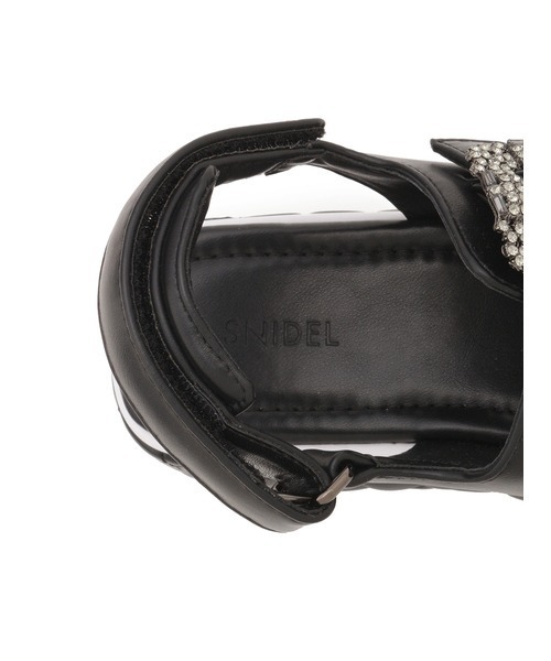 スナイデル フスベッドビジューサンダル ブラック SNIDEL（スナイデル）の「フスベットビジューサンダル（サンダル