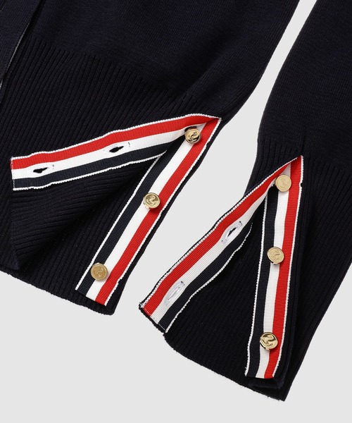 THOM BROWNE(トムブラウン)の「CLASSIC MILANO STITCH CARDIGAN W/ 4 BAR IN COTTON CREPE(カーディガン/ボレロ・レディース・ネイビー・38)」の3枚目の写真