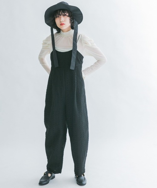 KBF（ケイビーエフ）の「ボンディングレースサロペット（サロペット/オーバーオール・レディース・ブラック/アイボリー・ONE）」の2枚目の写真