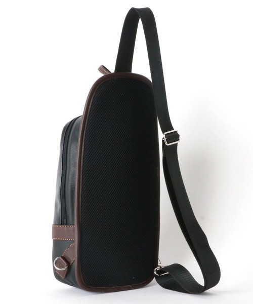 Arnold Palmer（アーノルドパーマー）の「Arnold Palmer/アーノルドパーマー PUレザー ボディーバック（ボディバッグ/ウエストポーチ・メンズ・ネイビー/ブラウン/ブルー/ブラック・FREE）」の15枚目の写真