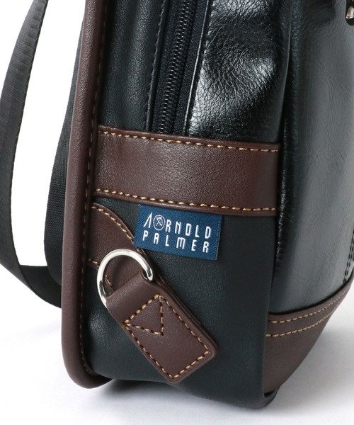 Arnold Palmer（アーノルドパーマー）の「Arnold Palmer/アーノルドパーマー PUレザー ボディーバック（ボディバッグ/ウエストポーチ・メンズ・ネイビー/ブラウン/ブルー/ブラック・FREE）」の19枚目の写真