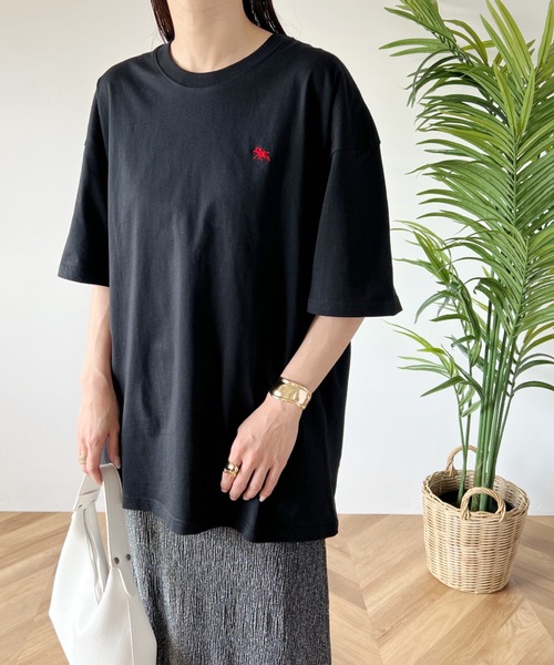 POLOCHAMPS（ポロチャンプス）の「【POLOCHAMPS/ポロチャンプス】 別注 オーバーサイズ ワンポイント刺繍 クルーネック半袖Tシャツ（Tシャツ/カットソー・レディース・ネイビー/ベージュ/ホワイト/ブラック/ダークグリーン・L/XL/M）」の19枚目の写真
