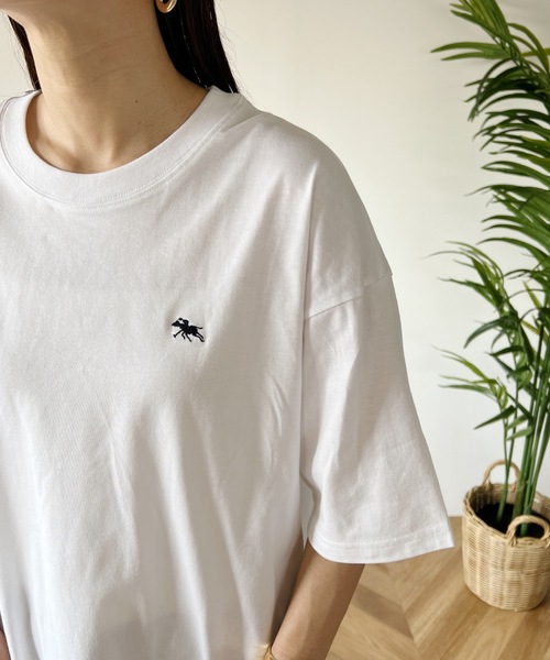 POLOCHAMPS（ポロチャンプス）の「【POLOCHAMPS/ポロチャンプス】 別注 オーバーサイズ ワンポイント刺繍 クルーネック半袖Tシャツ（Tシャツ/カットソー・レディース・ネイビー/ベージュ/ホワイト/ブラック/ダークグリーン・L/XL/M）」の10枚目の写真
