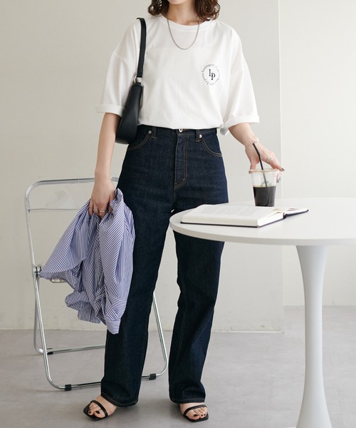 DISCOAT（ディスコート）の「【WEB限定】刺繍サークルロゴTシャツ（Tシャツ/カットソー・レディース・グレー/ホワイト/ホワイト系その他/ネイビー/オフホワイト/チャコールグレー/クリア・FREE）」の22枚目の写真