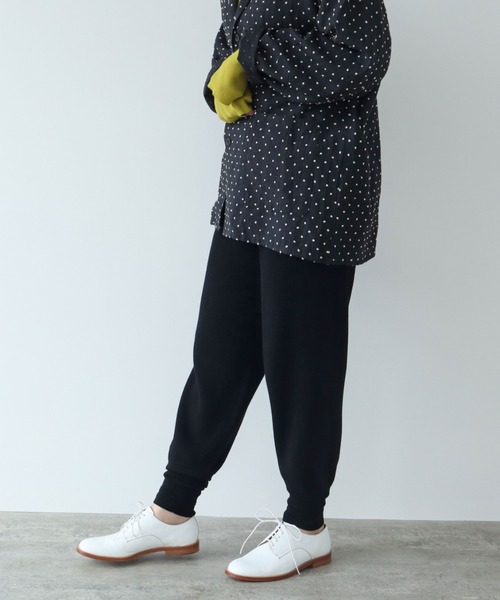 yuni（ユニ ）の「POTTER 片畔ニットパンツ azw（その他パンツ