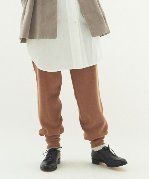yuni（ユニ ）の「POTTER 片畔ニットパンツ azw（その他パンツ