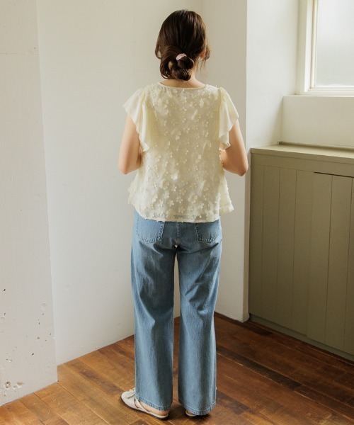 flower（フラワー）の「フローラルモチーフブラウス（シャツ/ブラウス・レディース・ブラック/アイボリー・FREE）」の8枚目の写真