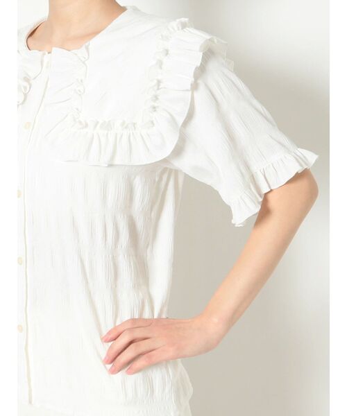 merry jenny(メリージェニー)の「ビッグフリルカラーブラウス(シャツ/ブラウス・レディース・オフホワイト/ブルー・FREE)」の11枚目の写真