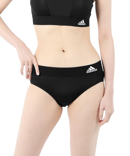 adidas（アディダス）の「adidas アディダス ハーフショーツ レディース（ショーツ・レディース・ピンク/ブラック系その他3/グレー/その他1/ブラック/ブラック系その他/ブルー/ベージュ/ピンク系その他/ブラック系その他2/グリーン系カモフラージュ/パープル/ピンク系その他3/ゴールド/グリーン/ブルー系その他2/ブルー系その他/ピンク系その他2/イエロー/グリーン系その他/グレー系その他/ブルー系その他3/ライトグレー/ベージュ系その他・LARGE/X-LARGE/MEDIUM）」の4枚目の写真