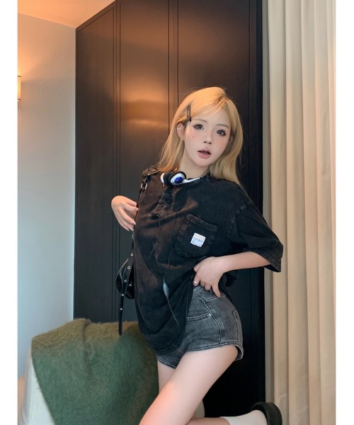 DEVICE(デバイス)の「ヘンリーネック 半袖 Tシャツ ロゴ刺繍 ヴィンテージライク ピグメント加工 ビッグシルエット ポケット 古着風(Tシャツ/カットソー・メンズ・ブラック・FREE)」の16枚目の写真