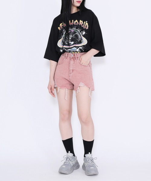 Figments（フィグメンツ）の「NEW WORLDビッグTシャツ（Tシャツ/カットソー・レディース・ブラック・FREE）」の2枚目の写真