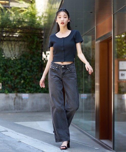 Levi's（リーバイス）の「Levi's/リーバイス クロップド丈 リブカーディガン/トップス ブラック（ニット/セーター・レディース・ブラック・M/S/XS）」の10枚目の写真