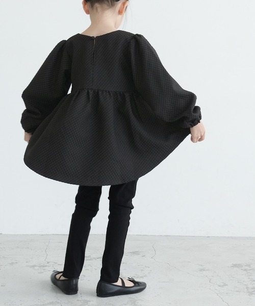 coca（coca）（コカ）の「キッズ　格子変わり織りスクエアネックブラウス（シャツ/ブラウス・キッズ・ホワイト/ブラック・110/120/130/140）」の7枚目の写真