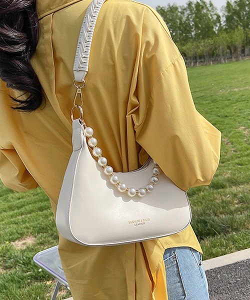 ROOPTOKYO（ループトウキョウ）の「パールミニバック（ショルダーバッグ・レディース・ベージュ/ピンク/ブラック/ホワイト・FREE）」の2枚目の写真