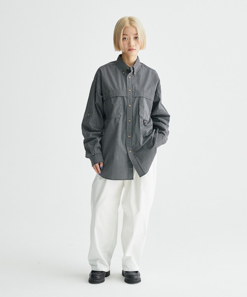 ocosic(オコジック)の「【ocosic】アウトドアオーバーサイズシャツ(シャツ/ブラウス・メンズ・ライトブルー/ホワイト系/ブラック系・L/M)」の7枚目の写真