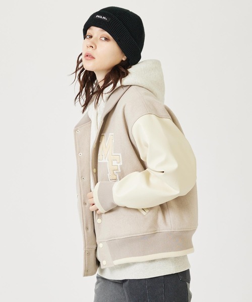 MILKFED.（ミルクフェド）の「VARSITY JACKET（スタジャン・レディース・ベージュ/ネイビー・ONE SIZE）」の3枚目の写真
