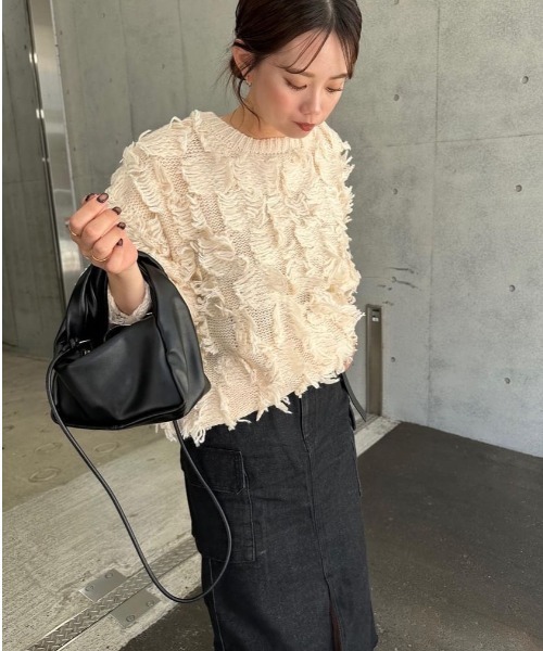 Bab(バブ)の「フリンジニットトップス(ニット/セーター・レディース・チャコールグレー/カーキ/アイボリー/キャメル/ホワイト・FREE)」の15枚目の写真