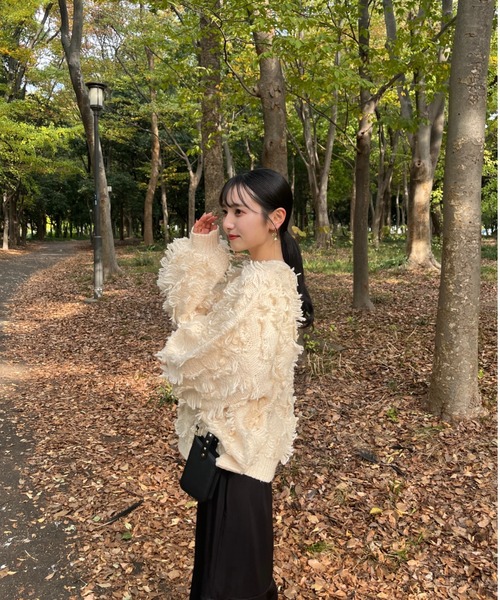 Bab(バブ)の「フリンジニットトップス(ニット/セーター・レディース・チャコールグレー/カーキ/アイボリー/キャメル/ホワイト・FREE)」の20枚目の写真