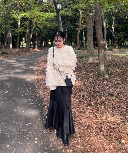 Bab(バブ)の「フリンジニットトップス(ニット/セーター・レディース・チャコールグレー/カーキ/アイボリー/キャメル/ホワイト・FREE)」の21枚目の写真