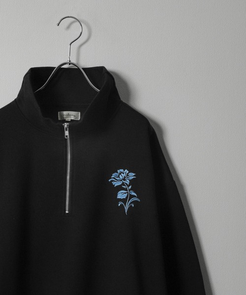 NILWAY(ニルウェイ)の「裏起毛花刺繍ハーフジップ(スウェット・メンズ・ネイビー/オートミール/ブラック・MEDIUM/LARGE)」の4枚目の写真