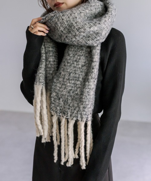 mystic（ミスティック）の「【3色展開】MIXカラーストール（ストール/ショール・レディース・イエロー/オフホワイト/グレー・ONE SIZE）」の2枚目の写真