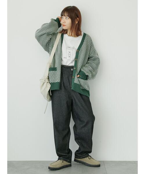 ehka sopo（エヘカソポ）の「ヘリンボーン柄Vネックカーディガン（カーディガン/ボレロ・レディース・グリーン/ブラウン/ブラック/ブルー・F）」の6枚目の写真
