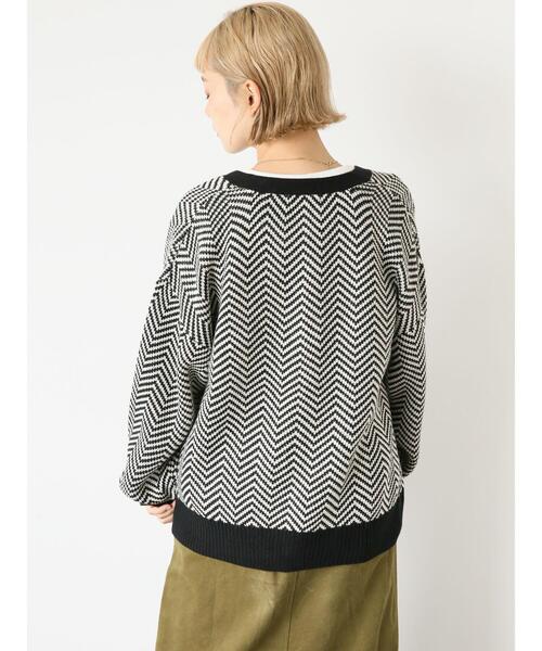 ehka sopo（エヘカソポ）の「ヘリンボーン柄Vネックカーディガン（カーディガン/ボレロ・レディース・グリーン/ブラウン/ブラック/ブルー・F）」の12枚目の写真