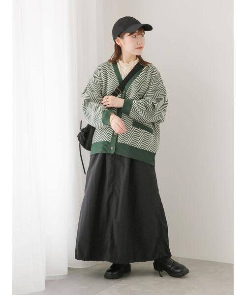 ehka sopo（エヘカソポ）の「ヘリンボーン柄Vネックカーディガン（カーディガン/ボレロ・レディース・グリーン/ブラウン/ブラック/ブルー・F）」の15枚目の写真